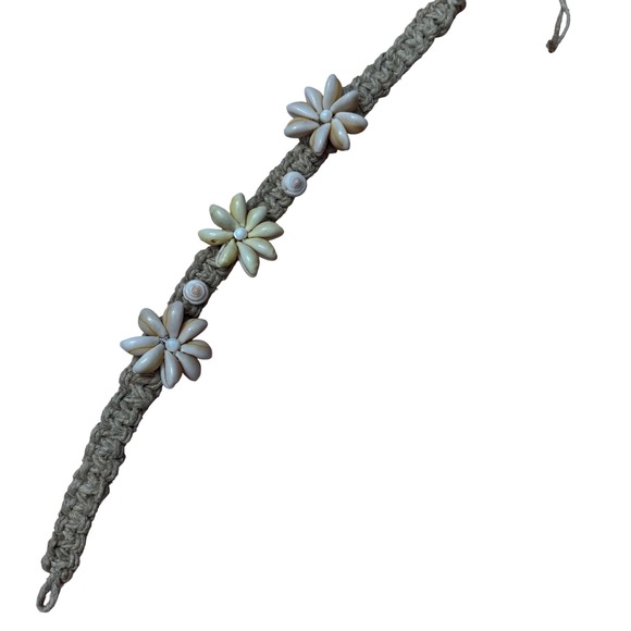 Seashell Flower Hemp Braid bracelet Boho Hippie‎ Beachy Adjustable cream - Picture 1 of 3